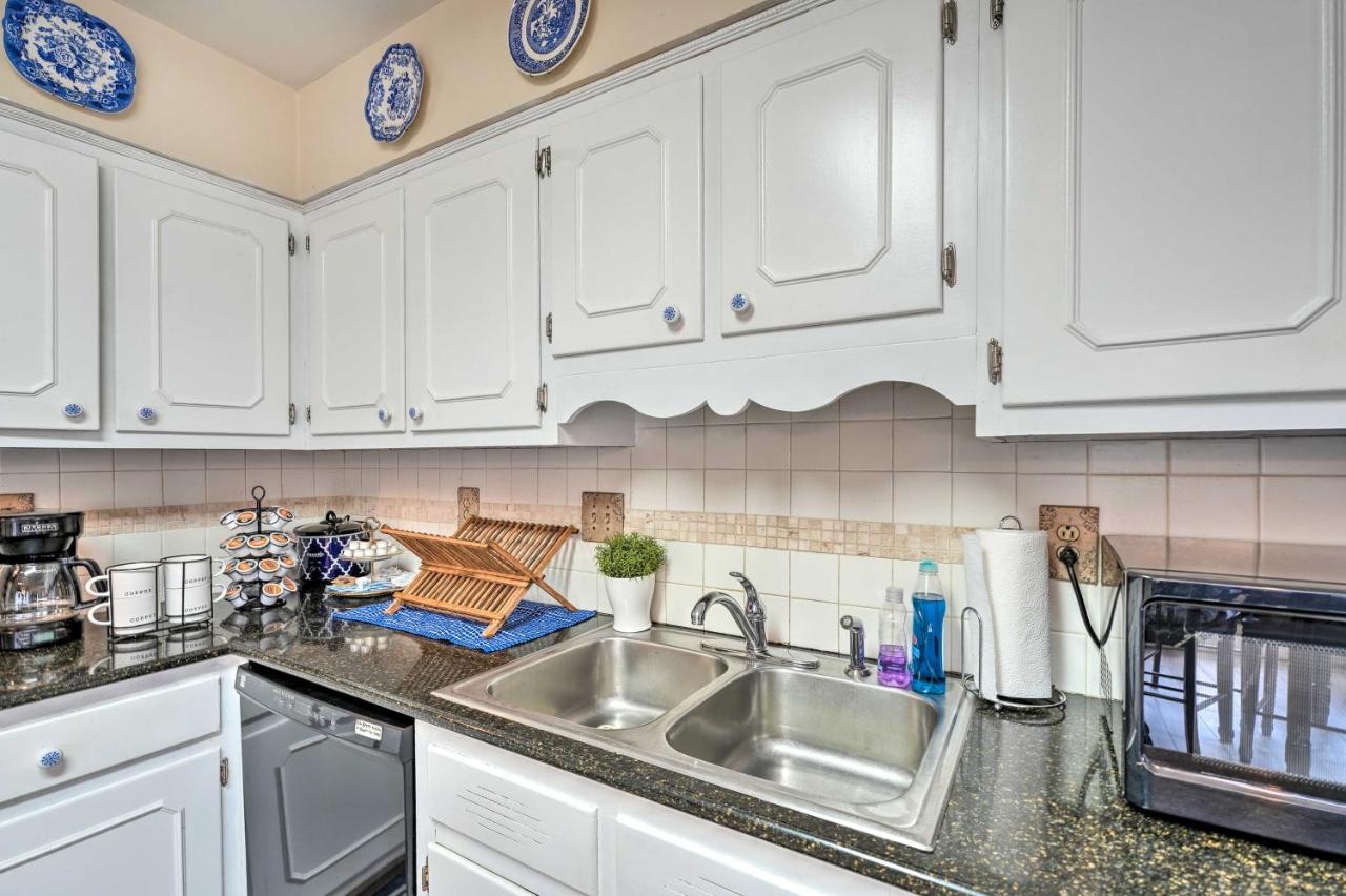 Spacious - Walk To Graceland Holiday home *